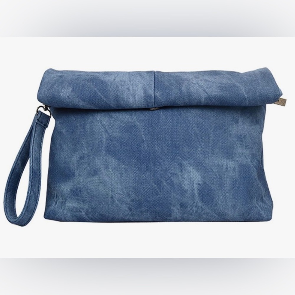 Jean casual clutch evening bag.